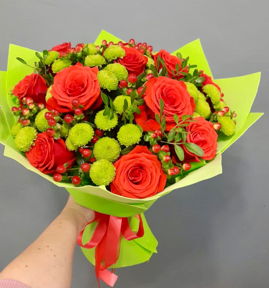 Букет цветов из: Хризантемы и Розы в Унече