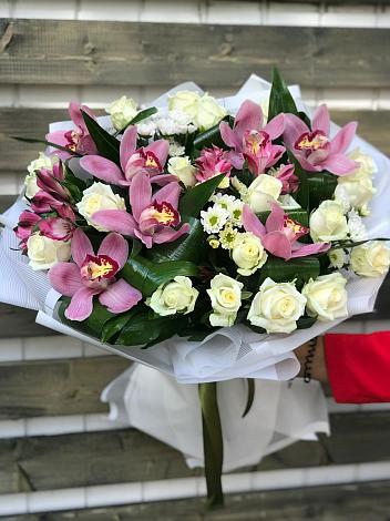 Букет цветов из: Розы и Хризантемы в Унече