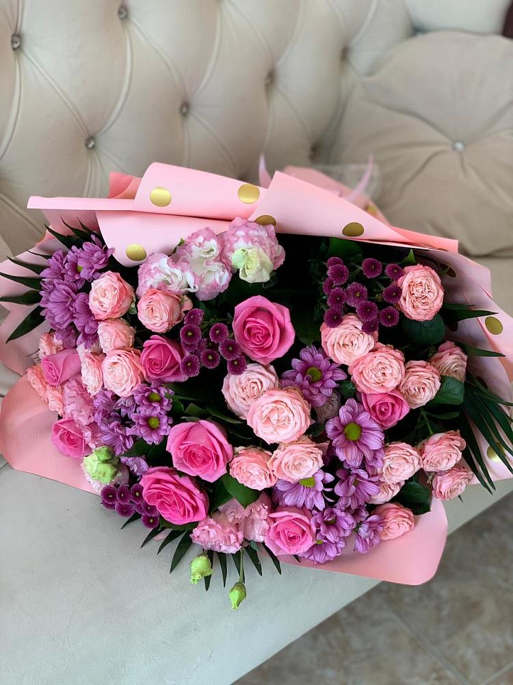 Букет цветов из: Хризантемы, Розы и Лизиантусы в Унече