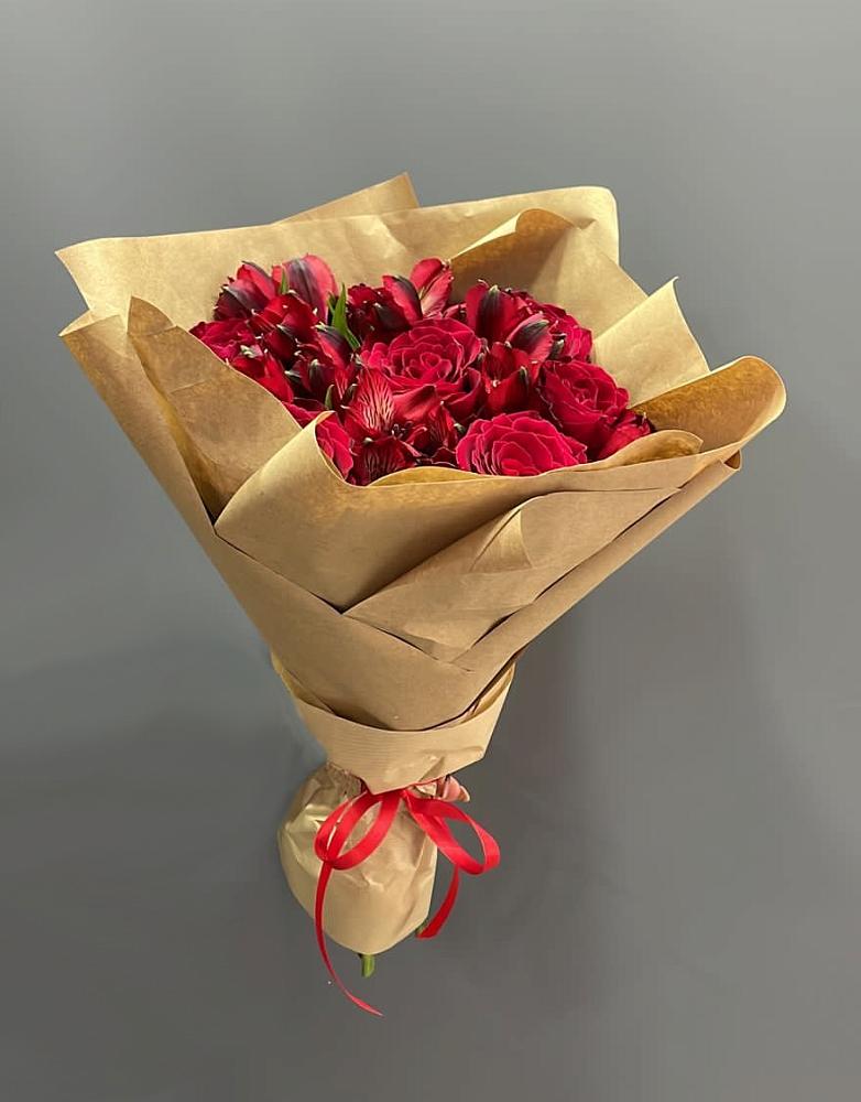 Букет цветов из: Альстромерии и Розы в Унече