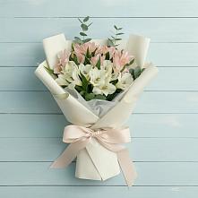 Букет цветов из:  Альстромерии в Унече