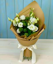 Букет цветов из:  Хризантемы и Лизиантусы в Унече