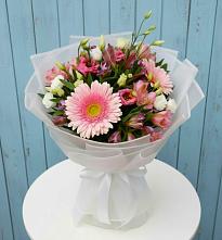 Букет цветов из:  Герберы, Альстромерии и Лизиантусы #REPLACE_PRED# Унече
