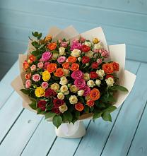 Букет Микс из разноцветных кустовых роз в Унече