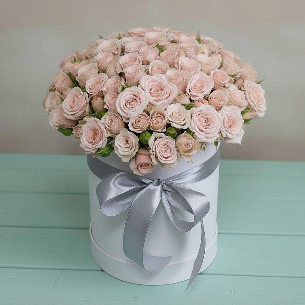 Цветочная композиция из Розы в шляпной коробке в Унече